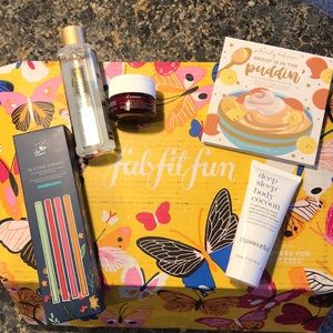FabFitFun bundle!